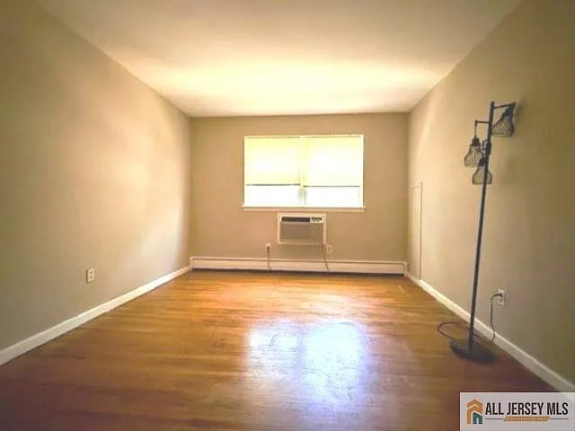 289 Main St #4E — Photo 10