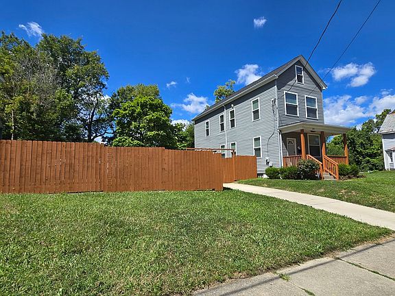 3rd image of 1645 Iliff Ave