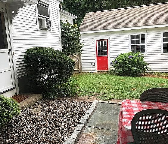 1st image of 179 Allen Ave