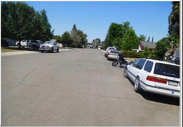 2nd image of 2714 W Laurel Ave