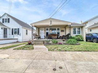 14 S Granville Ave, Margate, NJ 08402