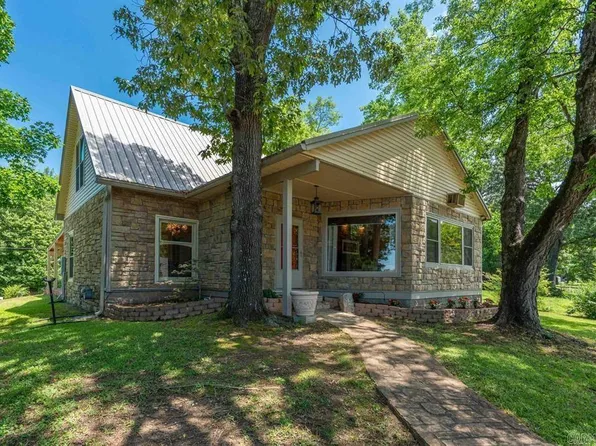 229 Little John Trl, Hot Springs National Park, AR 71913