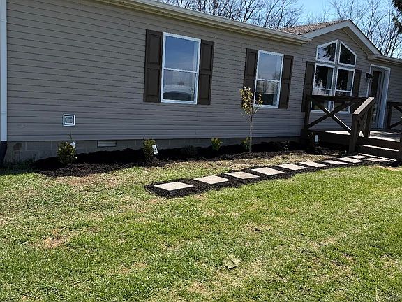 3rd image of 2463 Kingsridge Rd