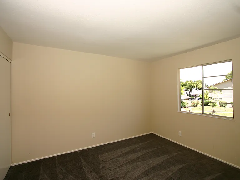 5470 Don Diablo Ct — Photo 20