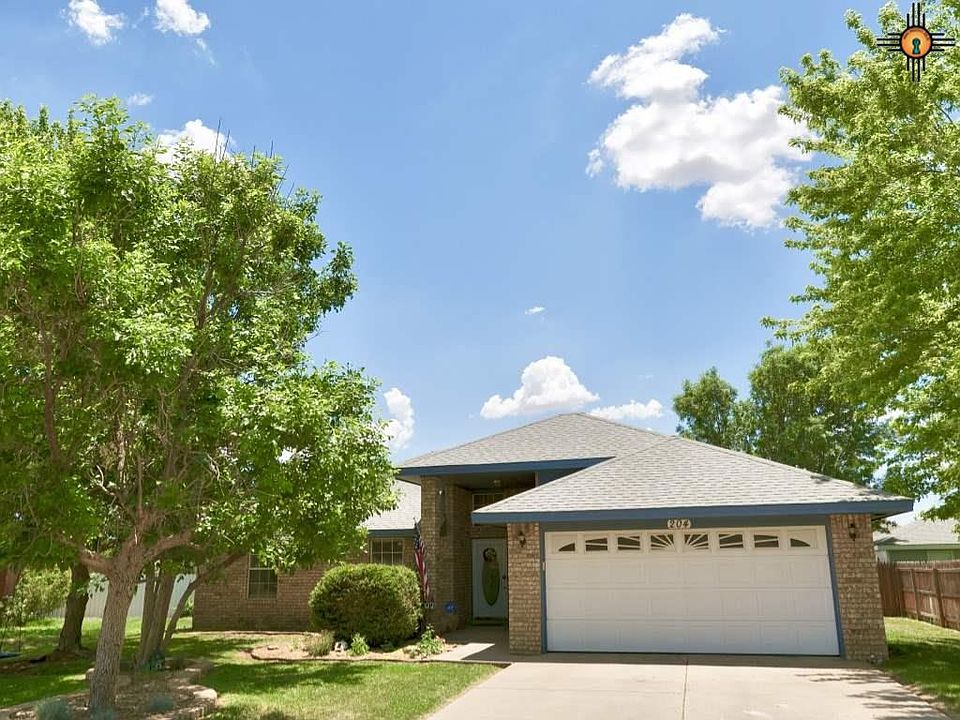 1st image of 204 Cades Ct