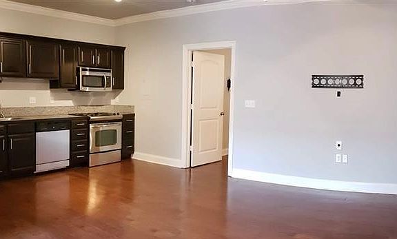 3rd image of 888 S Kenilworth Pkwy #1-5E
