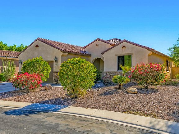 2nd image of 39409 Camino Manena