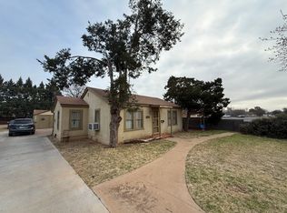 2218 14th St, Lubbock, TX 79401