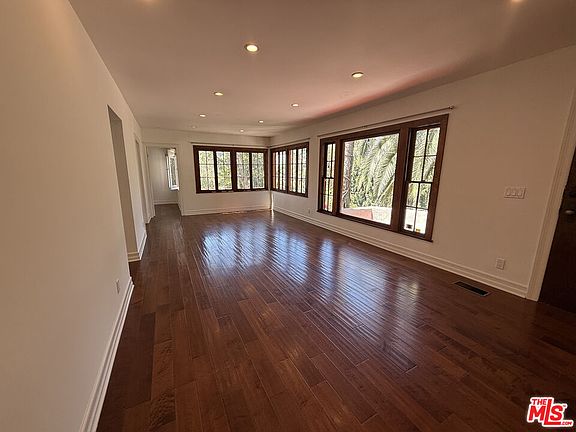 4th image of 6776 Milner Rd