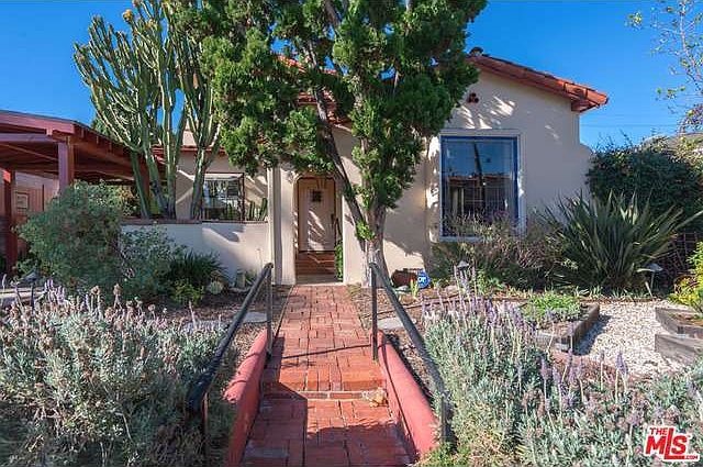 1st image of 3113 S Beverly Dr