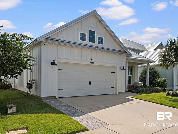 2nd image of 4832 Cypress Loop