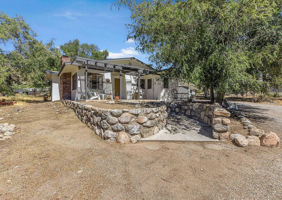 1st image of 49244 Vista Dr
