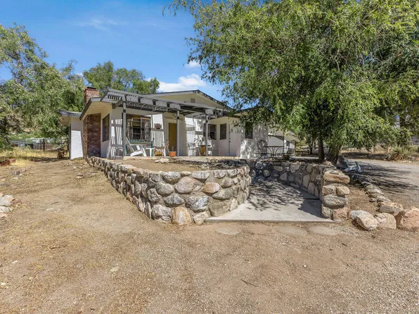 49244 Vista Dr, Morongo Valley, CA 92256