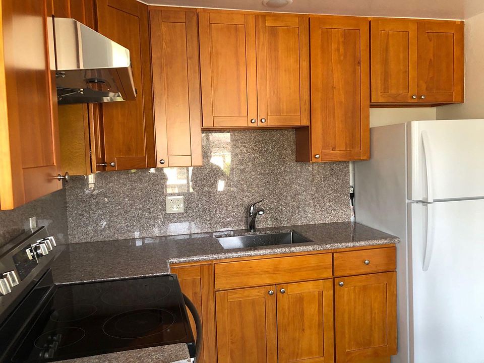 1st image of 1172 Shirley Dr #3