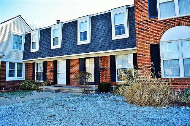 1st image of 36346 Park Place Dr