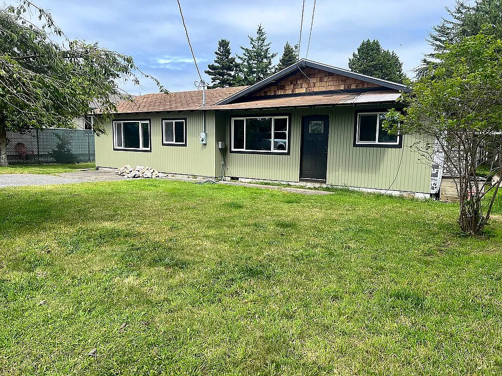 645 Madrona Ave photo 1