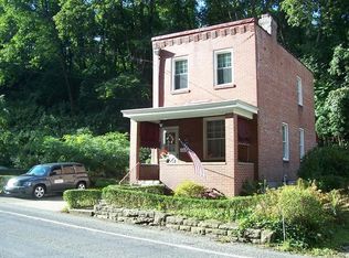 1033 Geyer Rd, Pittsburgh, PA 15209