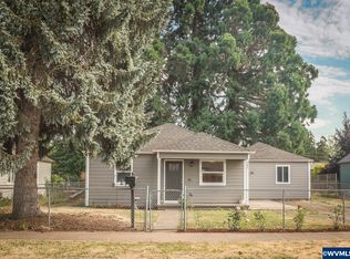 562 Tryon St NE, Salem, OR 97301