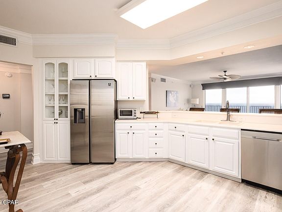 3rd image of 8601 Surf Dr Unit 6W