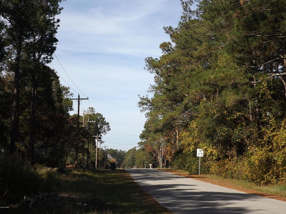 2nd image of 640 Lockwood Folly Rd SE