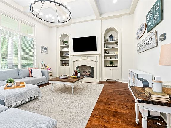 4th image of 2256 Heritage Ridge Ln