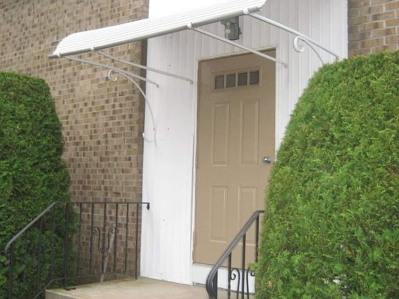 2nd image of 1159 Douglas Ave APT 2