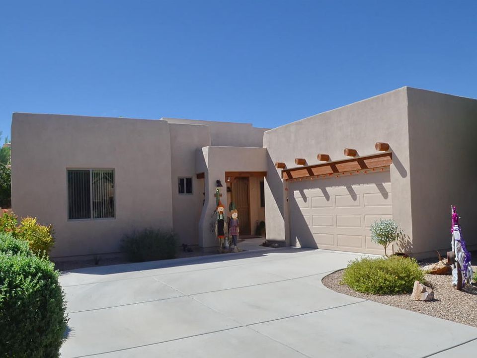 1st image of 8064 N Painted Feather Dr