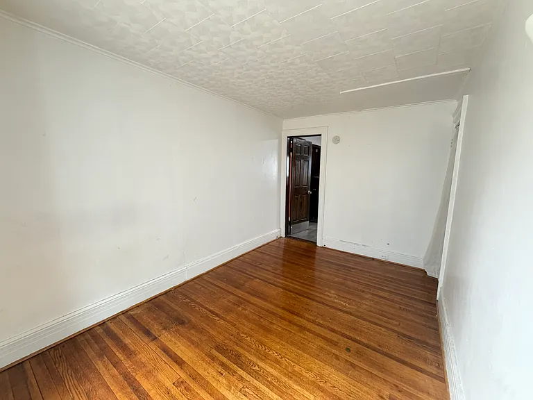1080 Elmwood Ave #1 — Photo 36