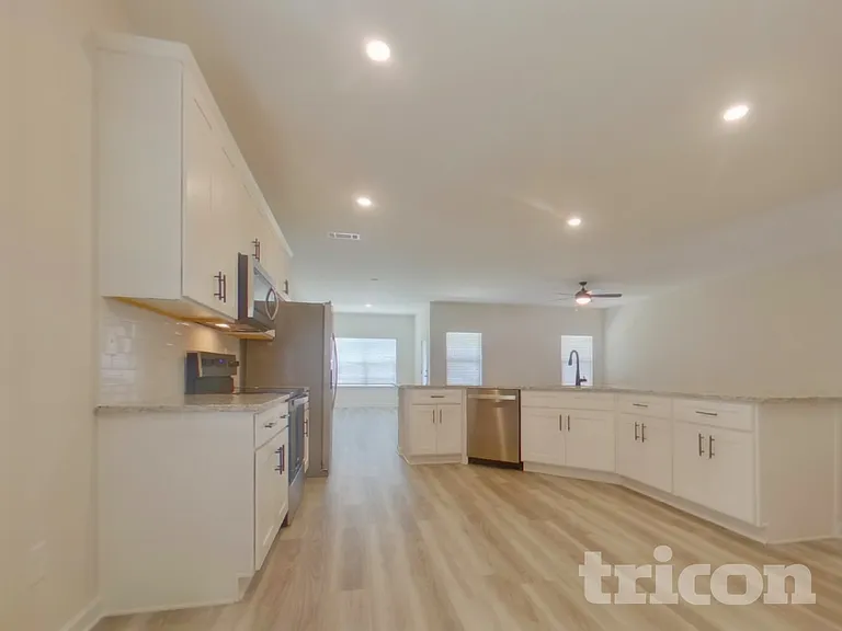 3363 Arabian Farm Ln — Photo 8
