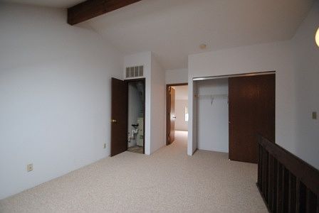 4th image of 64 Village Circle Dr