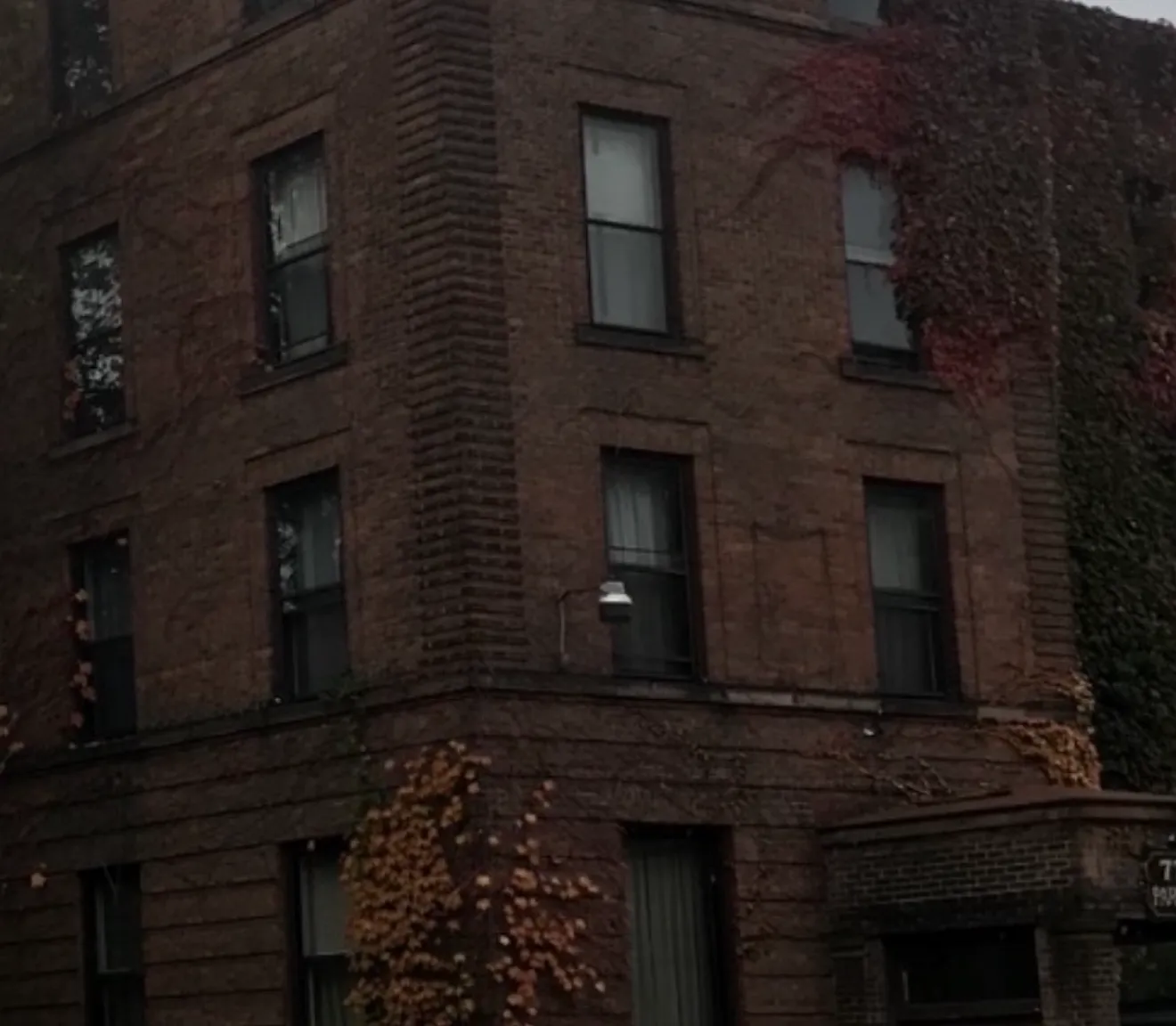 3 bed, 1600 sqft, $1,950 — Photo 2