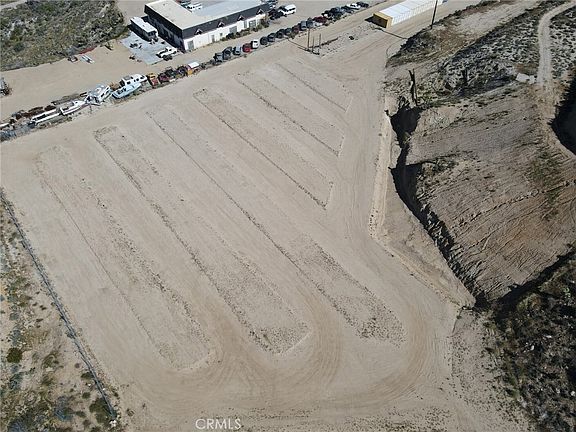3rd image of 7886 Shafter Ave