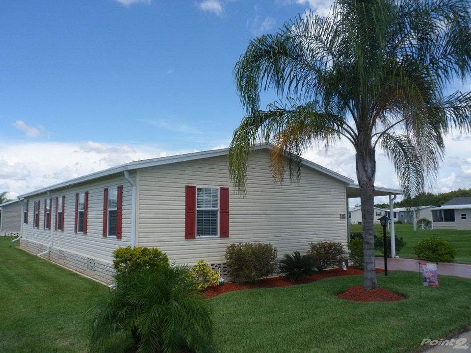 203 Monterey Cypresss Blvd Winter Haven, FL 33881