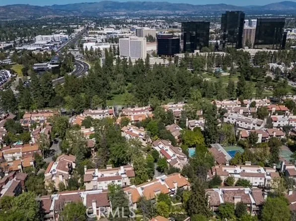 21900 Marylee St Unit 277, Woodland Hills, CA 91367
