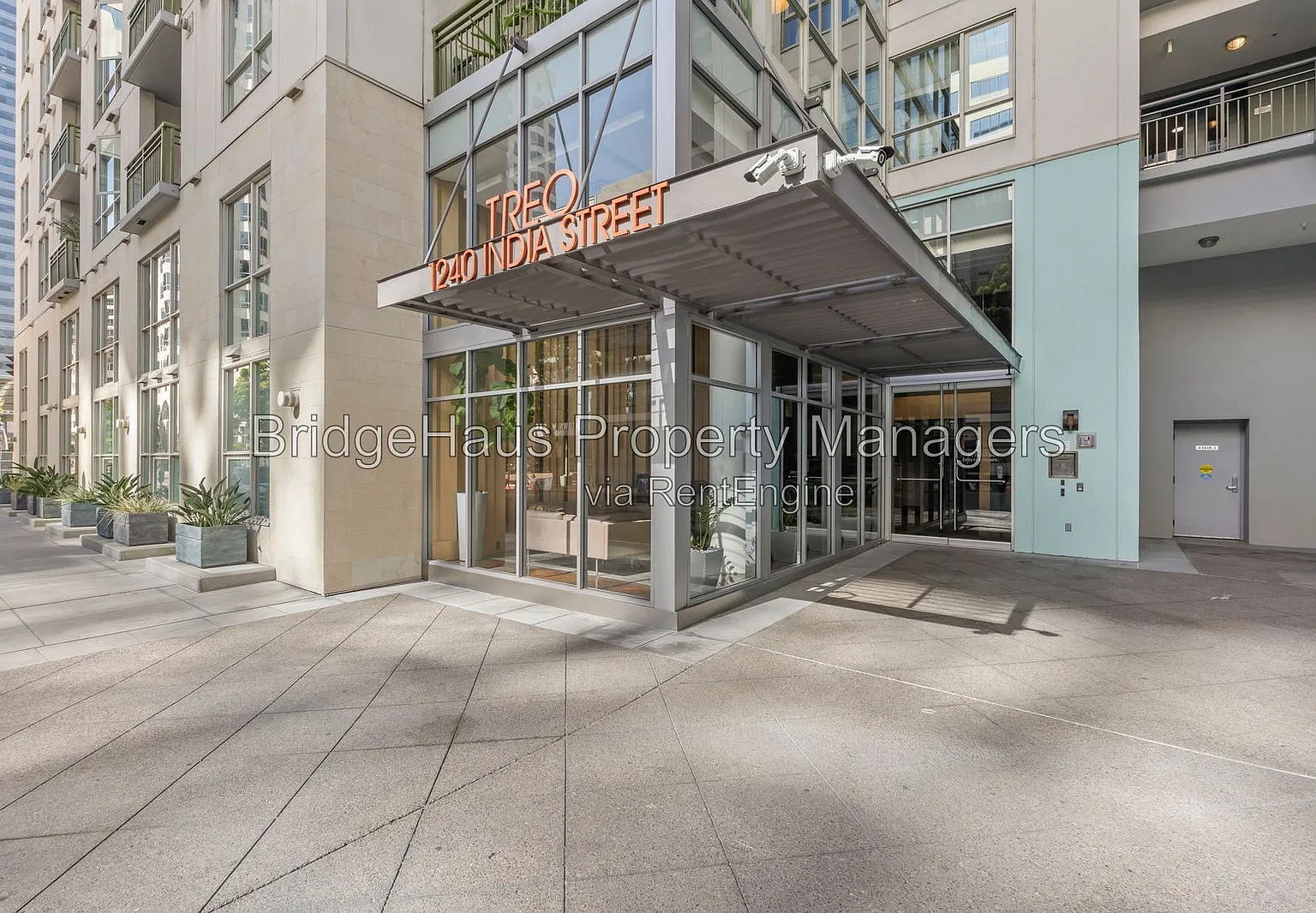 1 bed, 1.0 bath, 943 sqft, $3,200 — Photo 3