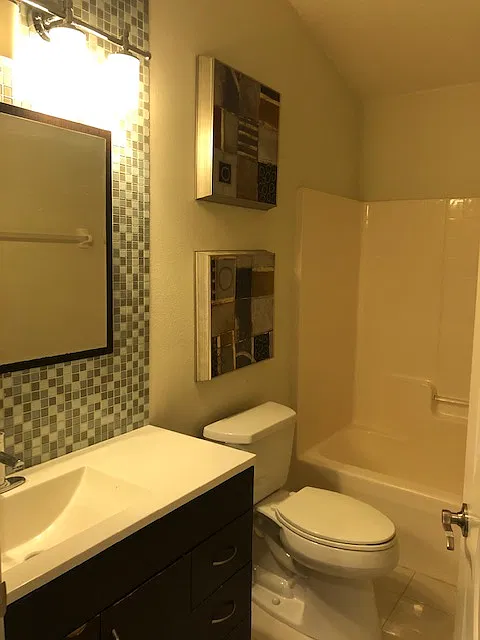 2 bed, 1227 sqft, $2,000 — Photo 4