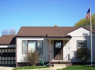 4136 X St, Omaha, NE 68107