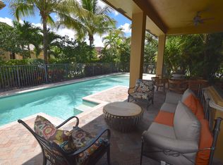 10480 Trianon Pl, Wellington, FL 33449