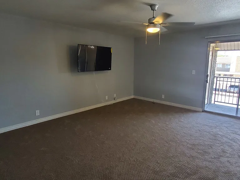5080 Indian River Dr #400 — Photo 9