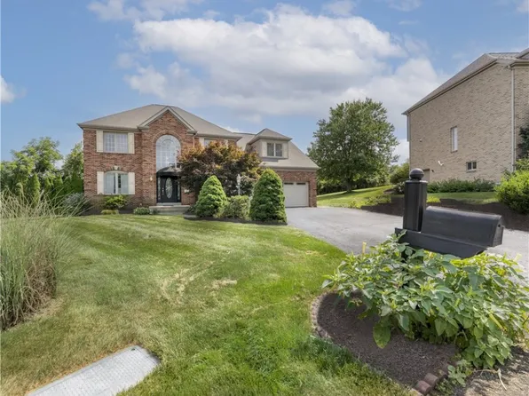 6 Martha Ct N, Canonsburg, PA 15317