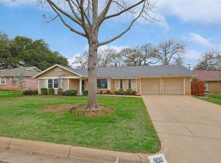 900 Lake Charles Ave, Fort Worth, TX 76103