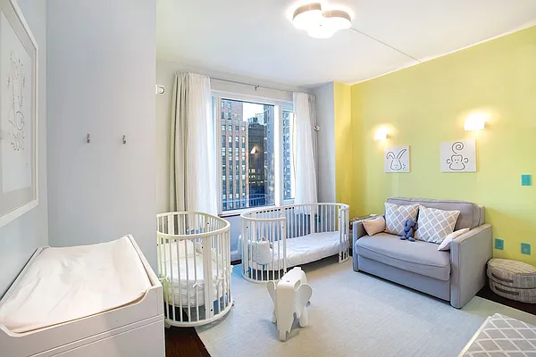 Sold by LG Fairmont Group | media 9