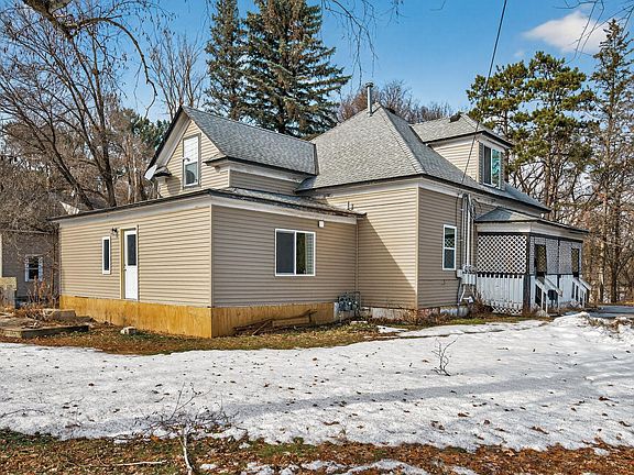 2nd image of 602 3rd St N