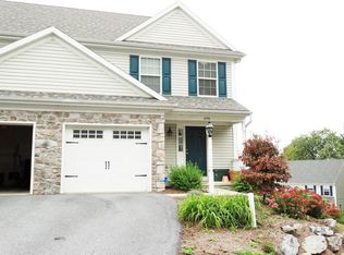 699 Winding Ln, Harrisburg, PA 17111
