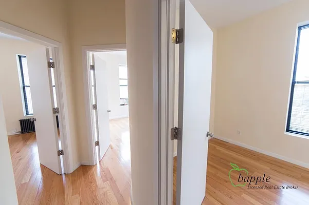 Rented by Bapple | media 18