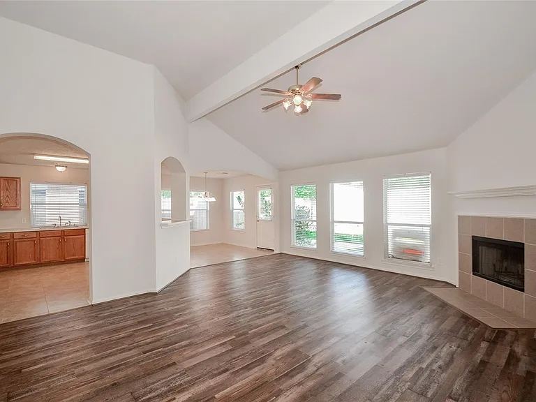 3314 Rainport Dr — Photo 5