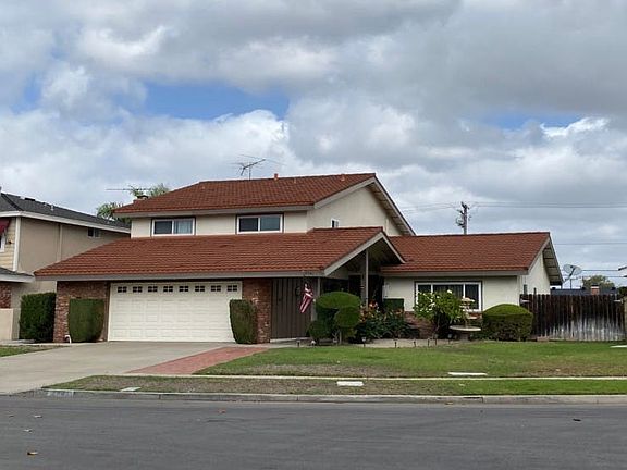 2nd image of 2541 E Diana Dr