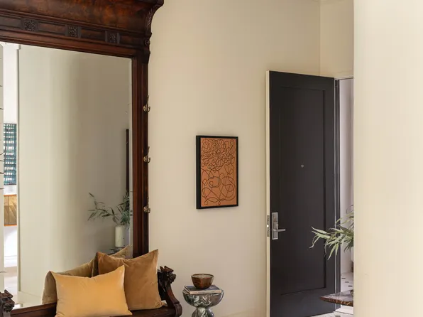 323 Clinton Street image 6 of 30