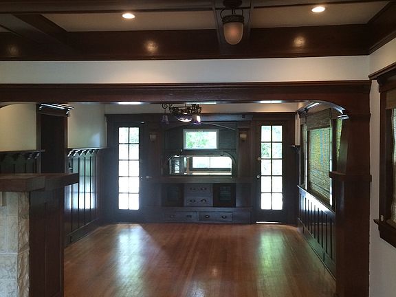 4th image of 4418 Griffin Ave
