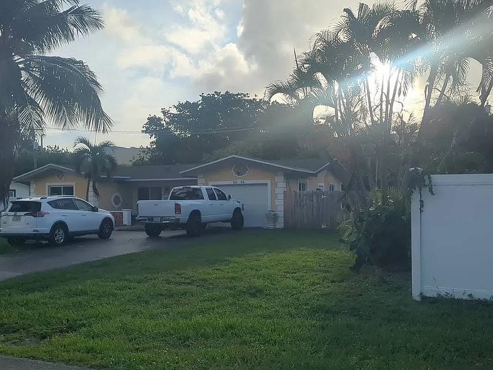 2nd image of 2330 NE 15th Ter